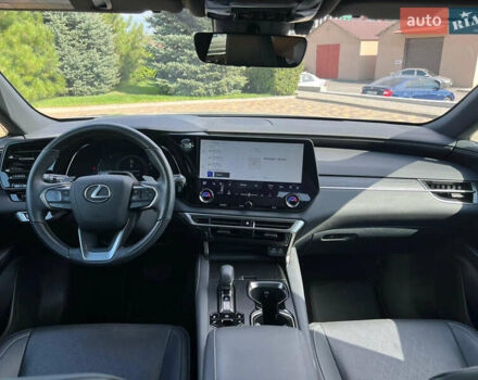 Лексус РХ 2023 в Днепре (Днепропетровске) на Automoto.ua Серый Лексус РХ, объемом двигателя 2.4 л и пробегом 50 тыс. км за 56000 $, фото 44 на Automoto.ua