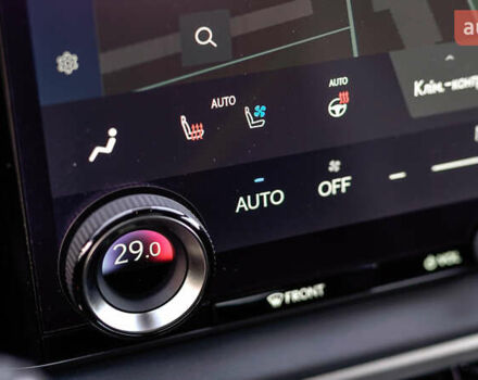 Серый Лексус РХ, объемом двигателя 2.5 л и пробегом 19 тыс. км за 82135 $, фото 32 на Automoto.ua