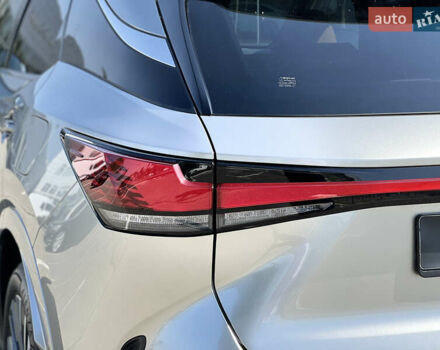 Сірий Лексус РХ, об'ємом двигуна 2.39 л та пробігом 20 тис. км за 70500 $, фото 15 на Automoto.ua