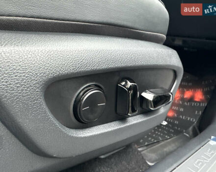 Серый Лексус РХ, объемом двигателя 2.39 л и пробегом 40 тыс. км за 63999 $, фото 110 на Automoto.ua