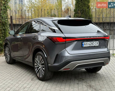 Сірий Лексус РХ, об'ємом двигуна 2.39 л та пробігом 32 тис. км за 56500 $, фото 5 на Automoto.ua