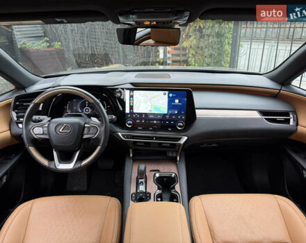 Сірий Лексус РХ, об'ємом двигуна 2.39 л та пробігом 32 тис. км за 56500 $, фото 16 на Automoto.ua