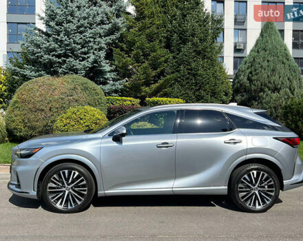 Лексус РХ 2023 в Днепре (Днепропетровске) на Automoto.ua Серый Лексус РХ, объемом двигателя 2.4 л и пробегом 50 тыс. км за 56000 $, фото 69 на Automoto.ua