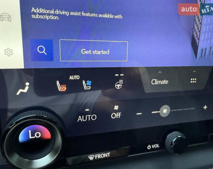 Лексус РХ 2023 в Днепре (Днепропетровске) на Automoto.ua Серый Лексус РХ, объемом двигателя 2.4 л и пробегом 50 тыс. км за 56000 $, фото 3 на Automoto.ua