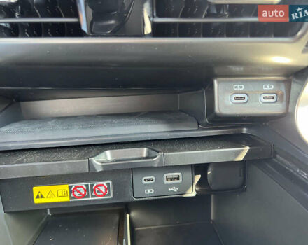 Сірий Лексус РХ, об'ємом двигуна 2.4 л та пробігом 50 тис. км за 55500 $, фото 52 на Automoto.ua