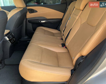 Сірий Лексус РХ, об'ємом двигуна 2.39 л та пробігом 20 тис. км за 70500 $, фото 19 на Automoto.ua