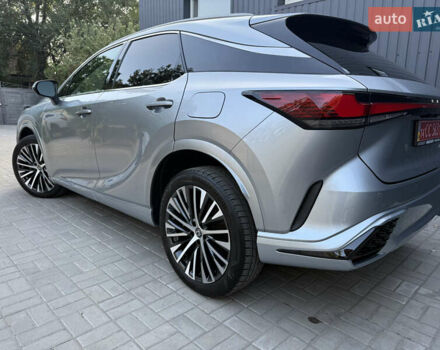 Сірий Лексус РХ, об'ємом двигуна 2.4 л та пробігом 50 тис. км за 55500 $, фото 1 на Automoto.ua