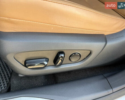 Сірий Лексус РХ, об'ємом двигуна 2.39 л та пробігом 20 тис. км за 70500 $, фото 26 на Automoto.ua