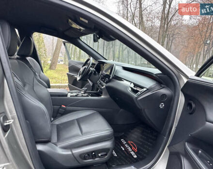 Серый Лексус РХ, объемом двигателя 2.39 л и пробегом 40 тыс. км за 63999 $, фото 165 на Automoto.ua