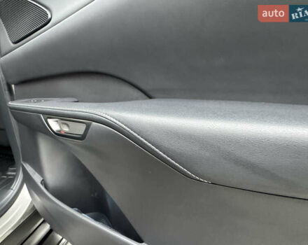 Серый Лексус РХ, объемом двигателя 2.39 л и пробегом 40 тыс. км за 63999 $, фото 25 на Automoto.ua