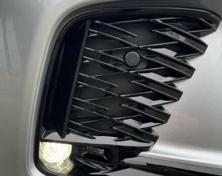 Сірий Лексус РХ, об'ємом двигуна 2.4 л та пробігом 22 тис. км за 65000 $, фото 4 на Automoto.ua