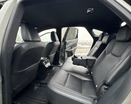 Серый Лексус РХ, объемом двигателя 2.39 л и пробегом 40 тыс. км за 63999 $, фото 93 на Automoto.ua