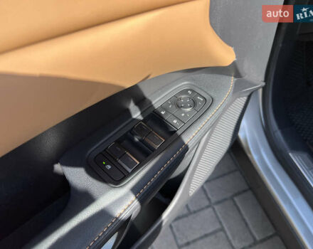 Сірий Лексус РХ, об'ємом двигуна 2.39 л та пробігом 20 тис. км за 70500 $, фото 20 на Automoto.ua