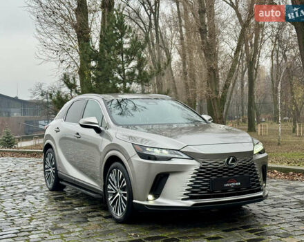 Серый Лексус РХ, объемом двигателя 2.39 л и пробегом 40 тыс. км за 63999 $, фото 2 на Automoto.ua