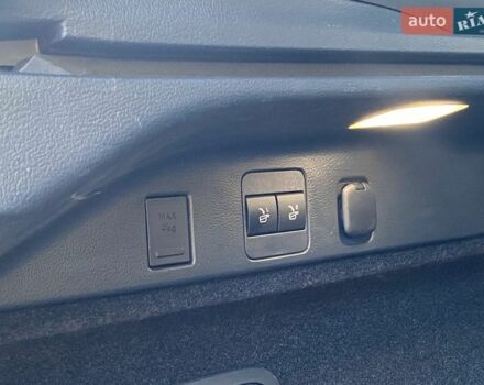 Серый Лексус РХ, объемом двигателя 2.5 л и пробегом 33 тыс. км за 63500 $, фото 56 на Automoto.ua