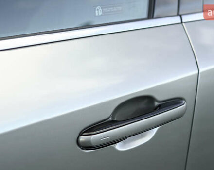 Серый Лексус РХ, объемом двигателя 2.5 л и пробегом 19 тыс. км за 82135 $, фото 13 на Automoto.ua