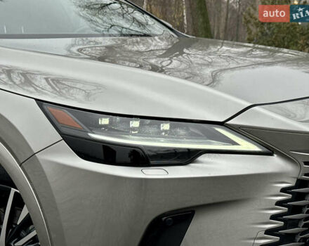 Серый Лексус РХ, объемом двигателя 2.39 л и пробегом 40 тыс. км за 63999 $, фото 145 на Automoto.ua