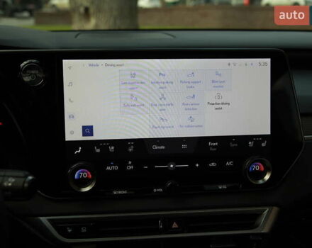 Сірий Лексус РХ, об'ємом двигуна 2.39 л та пробігом 16 тис. км за 77000 $, фото 24 на Automoto.ua