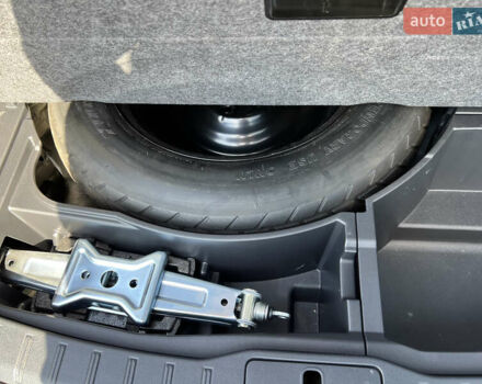 Сірий Лексус РХ, об'ємом двигуна 2.39 л та пробігом 20 тис. км за 70500 $, фото 40 на Automoto.ua