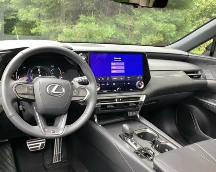 Серый Лексус РХ, объемом двигателя 2.4 л и пробегом 10 тыс. км за 47800 $, фото 7 на Automoto.ua