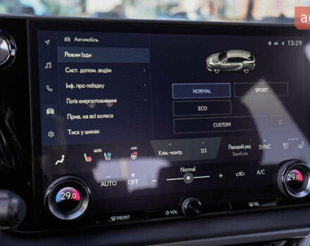 Серый Лексус РХ, объемом двигателя 2.5 л и пробегом 19 тыс. км за 82135 $, фото 29 на Automoto.ua