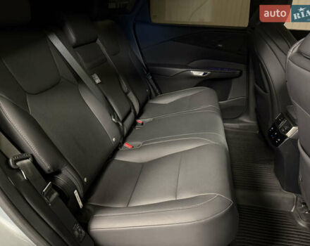 Серый Лексус РХ, объемом двигателя 2.39 л и пробегом 45 тыс. км за 64990 $, фото 42 на Automoto.ua