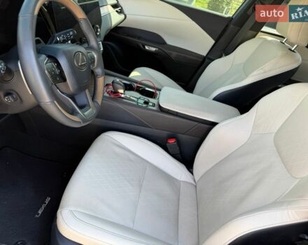 Сірий Лексус РХ, об'ємом двигуна 2.39 л та пробігом 16 тис. км за 53500 $, фото 1 на Automoto.ua