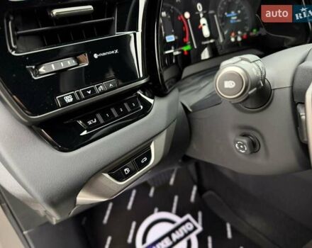 Сірий Лексус РХ, об'ємом двигуна 2.5 л та пробігом 8 тис. км за 95000 $, фото 131 на Automoto.ua