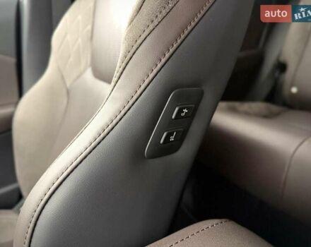 Сірий Лексус РХ, об'ємом двигуна 2.5 л та пробігом 8 тис. км за 95000 $, фото 123 на Automoto.ua