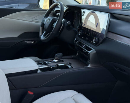 Серый Лексус РХ, объемом двигателя 2.5 л и пробегом 18 тыс. км за 79000 $, фото 34 на Automoto.ua