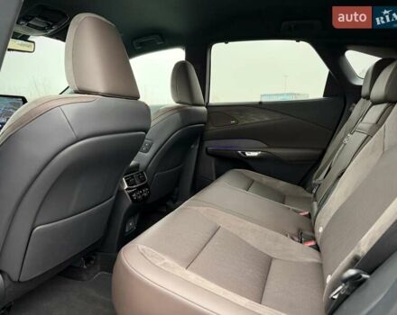 Сірий Лексус РХ, об'ємом двигуна 2.5 л та пробігом 8 тис. км за 95000 $, фото 104 на Automoto.ua