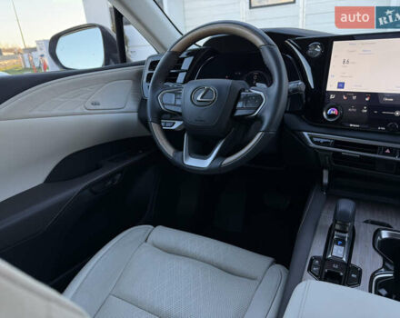 Серый Лексус РХ, объемом двигателя 2.5 л и пробегом 18 тыс. км за 79000 $, фото 24 на Automoto.ua