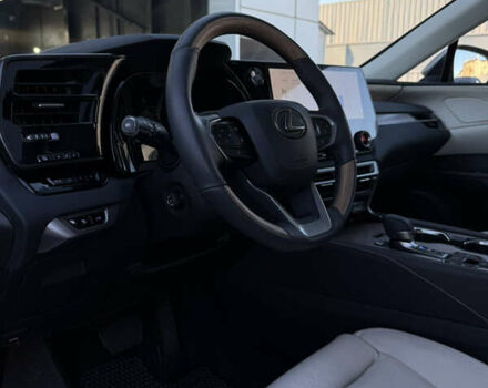 Серый Лексус РХ, объемом двигателя 2.5 л и пробегом 18 тыс. км за 79000 $, фото 33 на Automoto.ua