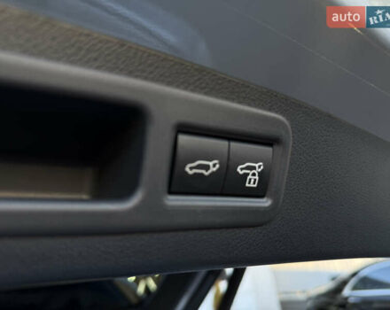 Серый Лексус РХ, объемом двигателя 2.5 л и пробегом 18 тыс. км за 79000 $, фото 68 на Automoto.ua