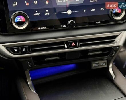 Сірий Лексус РХ, об'ємом двигуна 2.5 л та пробігом 8 тис. км за 95000 $, фото 81 на Automoto.ua