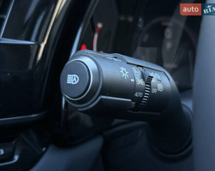 Серый Лексус РХ, объемом двигателя 2.5 л и пробегом 18 тыс. км за 79000 $, фото 58 на Automoto.ua