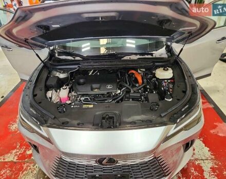 Серый Лексус РХ, объемом двигателя 0 л и пробегом 14 тыс. км за 27000 $, фото 11 на Automoto.ua