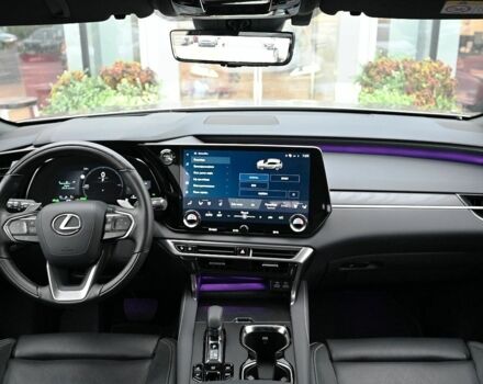 Сірий Лексус РХ, об'ємом двигуна 2.5 л та пробігом 5 тис. км за 94097 $, фото 7 на Automoto.ua