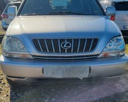 Лексус РХ 2001 в Львове на Automoto.ua Серый Лексус РХ, объемом двигателя 3 л и пробегом 245 тыс. км за 6700 $, фото 1 на Automoto.ua