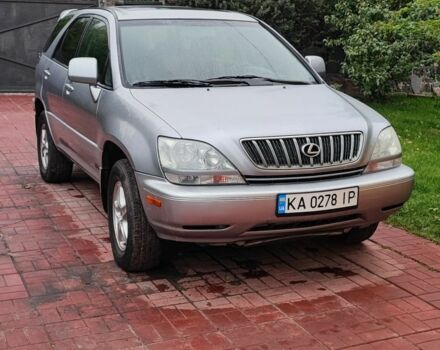 Серый Лексус РХ, объемом двигателя 3 л и пробегом 235 тыс. км за 4500 $, фото 1 на Automoto.ua