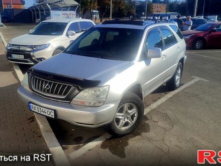 Лексус РХ 2002 в Харькове на Automoto.ua Серый Лексус РХ, объемом двигателя 3 л и пробегом 189 тыс. км за 5700 $, фото 1 на Automoto.ua