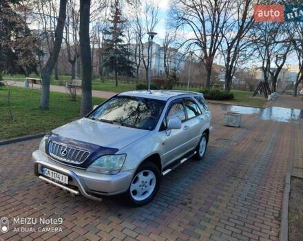 Серый Лексус РХ, объемом двигателя 3 л и пробегом 321 тыс. км за 8500 $, фото 1 на Automoto.ua