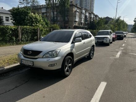 Лексус РХ 2003 у Києві на Automoto.ua Сірий Лексус РХ, об'ємом двигуна 3 л та пробігом 3 тис. км за 7500 $, фото 1 на Automoto.ua