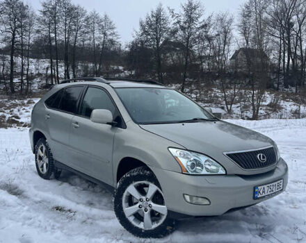 Серый Лексус РХ, объемом двигателя 3.3 л и пробегом 240 тыс. км за 7400 $, фото 1 на Automoto.ua