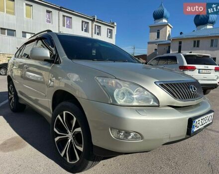 Серый Лексус РХ, объемом двигателя 3 л и пробегом 300 тыс. км за 6999 $, фото 1 на Automoto.ua