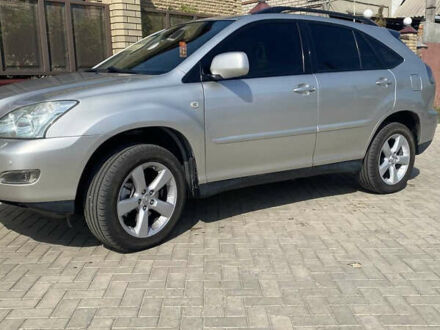 Лексус РХ 2004 в Черновцах на Automoto.ua Серый Лексус РХ, объемом двигателя 3 л и пробегом 225 тыс. км за 8100 $, фото 1 на Automoto.ua