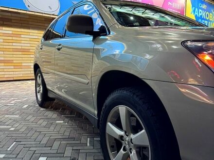 Серый Лексус РХ, объемом двигателя 3.3 л и пробегом 172 тыс. км за 10600 $, фото 1 на Automoto.ua