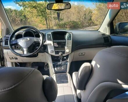 Серый Лексус РХ, объемом двигателя 3.3 л и пробегом 250 тыс. км за 10200 $, фото 1 на Automoto.ua