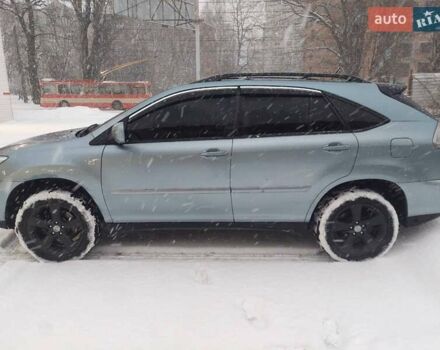 Серый Лексус РХ, объемом двигателя 3.3 л и пробегом 230 тыс. км за 8900 $, фото 1 на Automoto.ua