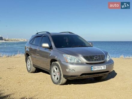 Лексус РХ 2005 в Черноморске (Ильичевске) на Automoto.ua Серый Лексус РХ, объемом двигателя 3.3 л и пробегом 210 тыс. км за 9000 $, фото 1 на Automoto.ua